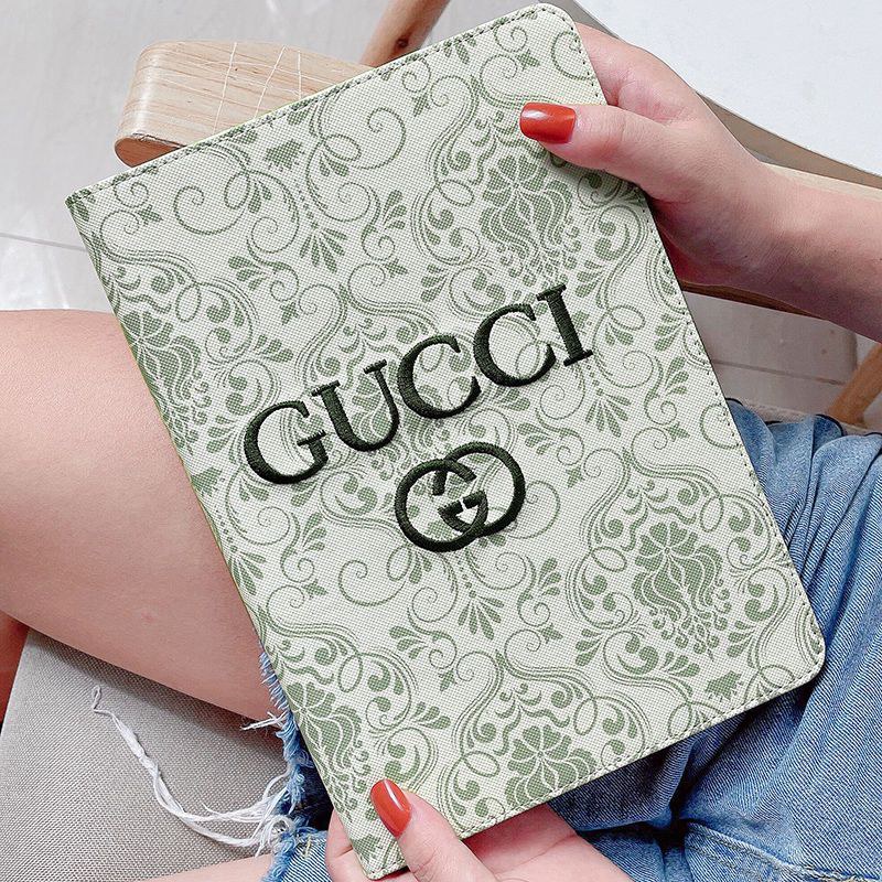 Gucci グッチブランド アイパッド10/9/8カバー 耐衝撃ハイブランド iPad AIR 5 6 2023世代ケース手帳型