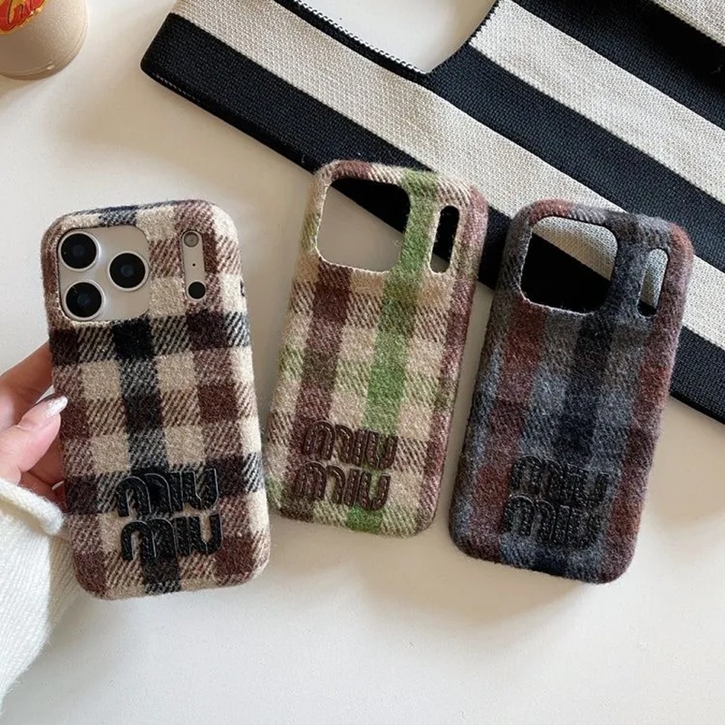 MiuMiu iPhone 16 15 plus 16 17pro max Airケース