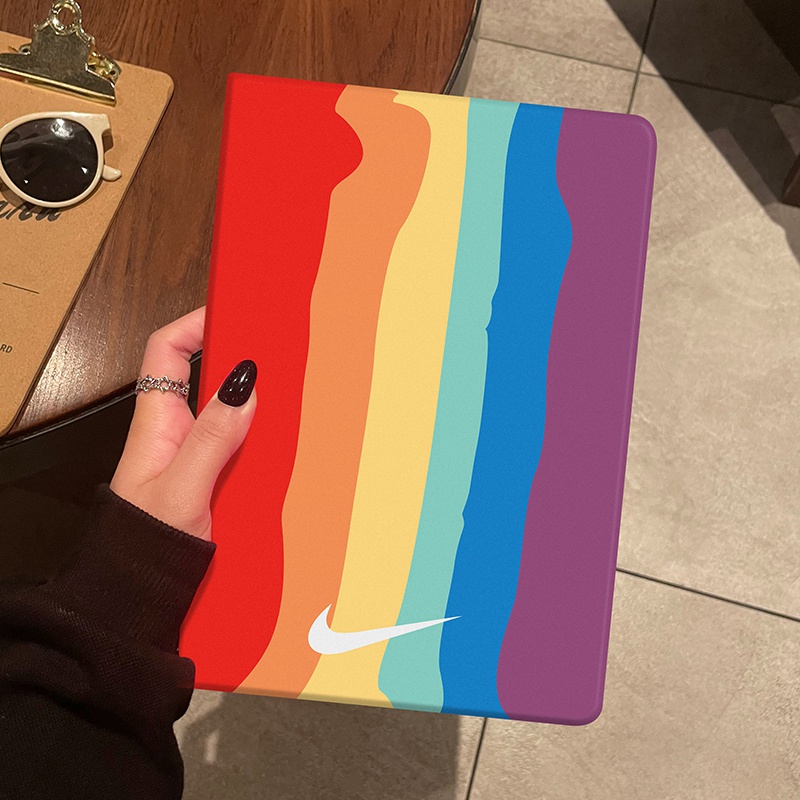 ナイキiPad pro12.9/11インチ（2021/2020/2018世代）保護ケース 虹柄 美しい 手帳型