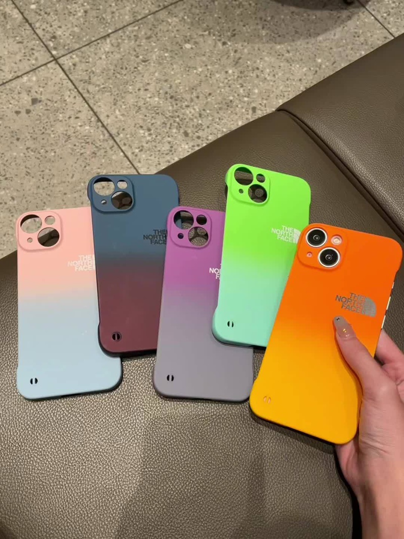 ザノースフェイスiphone 17pro max 16+ 携帯カバー