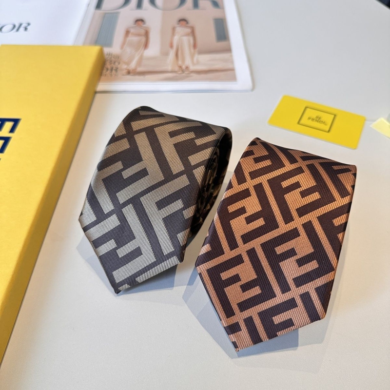 フェンディメンスネクタイ