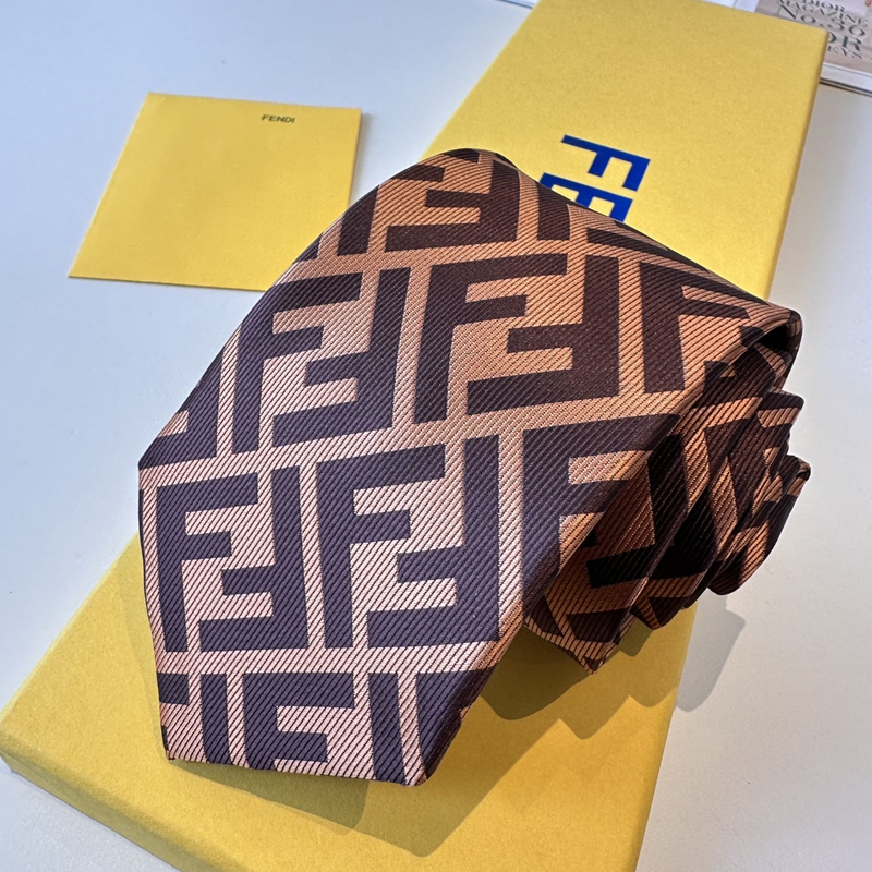 フェンディ通勤用ネクタイ