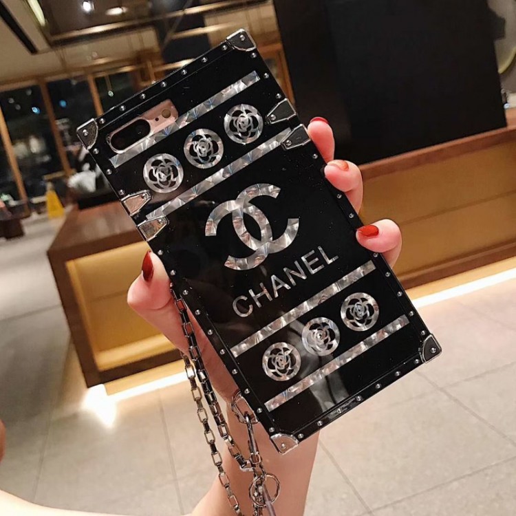 ChanelシャネルGalaxy a51/S20/note20ケース フレーム チェーン付 銘板iphone12mini/12pro max