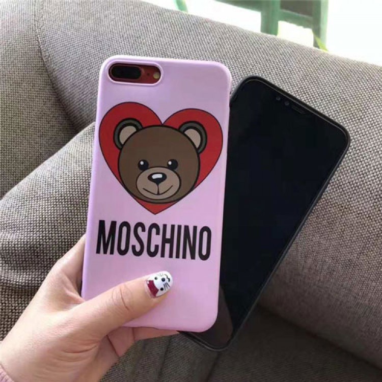 MOSCHINO/モスキーノレディース アイフォiphone12/12mini/12pro/12pro maxケース おまけつきiphone xr/xs max/11proケースブランドジャケット型 心絵柄 2020 iphone12ケース 高級 人気