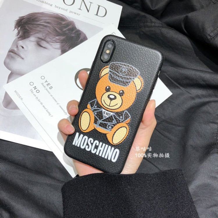 MOSCHINO/モスキーノブランド iphone12/12 mini/12 pro/12pro maxケース かわいいアイフォンiphone 12/11/xs/x/8/7 plusケース ファッション経典 メンズジャケット型 熊絵柄 2020 iphone12ケース 高級 人気