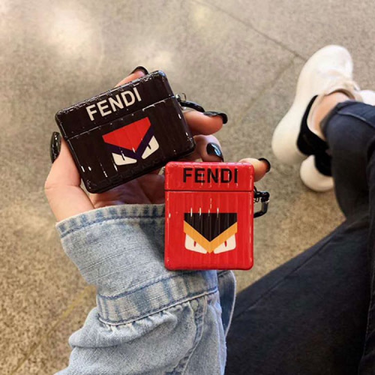 Fendi/フェンデイ女性向け iphone 12/12mini/12pro/12 pro maxケースかわいい Airpods 1/2/3/pro  男女兼用人気ブランドIphone x/xr/11/11pro maxケースins風ジャケット型 2020 iphone12ケース 高級 人気