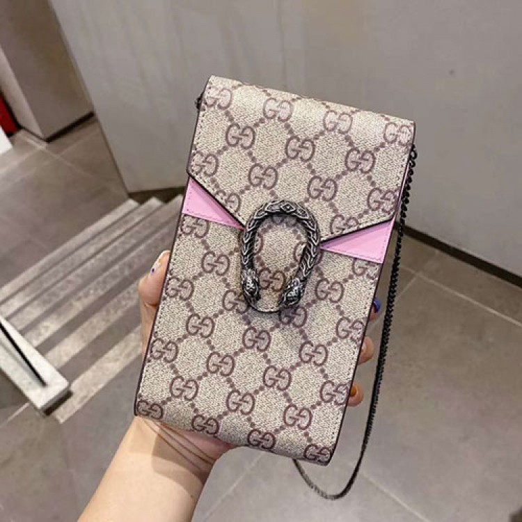 Gucci ハイブランド AQUOS Zero5G Basic/R5G/sense4ケース グッチ レザー ショルダーバッグ型 iphone 12mini/12pro max/11ケース 斜め掛け ストラップ付 xperia 1II/5ii/10iiケース モノグラム 金属ロック 収納 Galaxy S20 ultra/a51/note20 ultraケース 全機種対応 ins風 Google Pixel 5/Pixel 4a 5G シンプル huawei p40 シンプル レディース