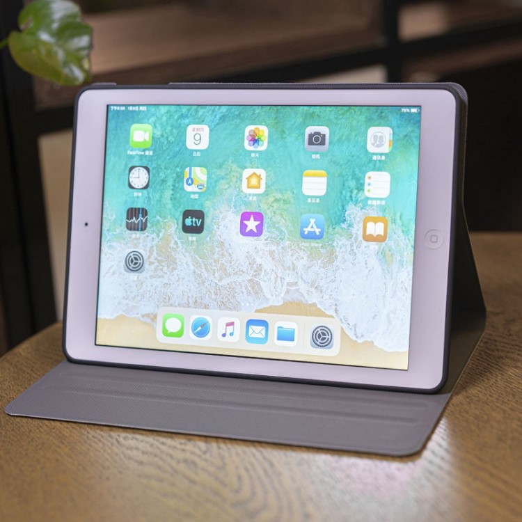 ルイヴィトン iPad Pro 2021ケース 8/7世代 9.7/11inch 2020ケース ブランド LV ipad mini 4/5カバー プーマ ipad 5/6 9.7インチ PUMA 青色 激安 すべてのipad機種対応 iPad Air 10.9インチケース  コピー 9.7インチ pro 2018/2017 メンズ レディース
