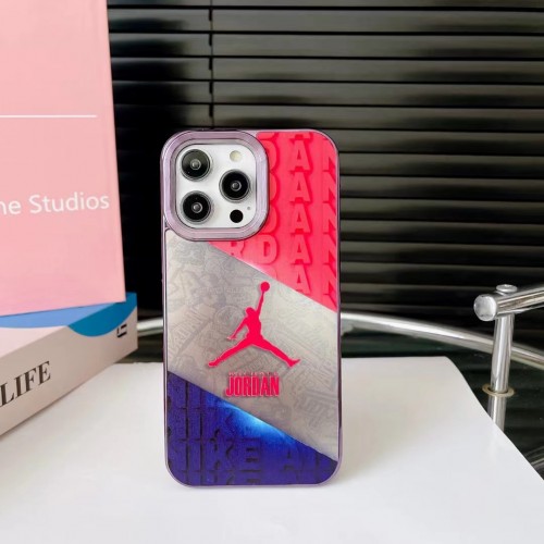 Adidas アディダス Jordan ジョーダンブランドiPhone15 14pro maxケースメンズ芸能人愛用するブランドアイフォン15 14 proケースカバーアップル15/14 pro max plusケース全機種対応パロディ