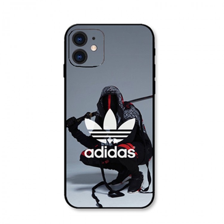 Adidas アディダスブランドiPhone15 14pro maxケースメンズiPhone 15 14 pro maxブランドスマホケースiPhone 15pro max/14proスマホカバー耐衝撃オシャレ