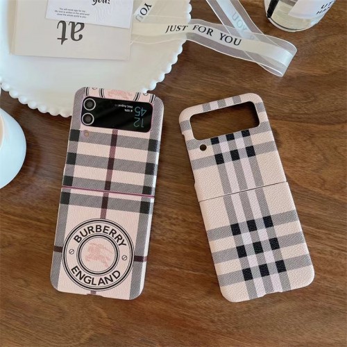 Burberry バーバリーブランドギャラクシーz flip4 5 fold5 4 3スマホカバースムーズ高級感galaxy z fold5 4 3ケースハイブランドかわいいsamsung z fold 5 4 flip5 4ケースカバー激安大人っぽい ギャラクシーz fold3/2 4 5ブランドスマホカバー