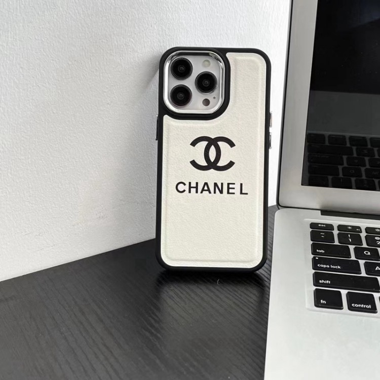 ブランド CHANEL アイフォン15+/14pro maxスマホカバー スタイリッシュ シャネル iPhone15/14/14proケース 華奢レザー iPhone14Plus/13/13pro maxケース 銀色ボタン iphone13pro/12Pro/11スマホケース 純正レザー アップル12/12pro maxカバー 衝撃保護 メンズ レディース