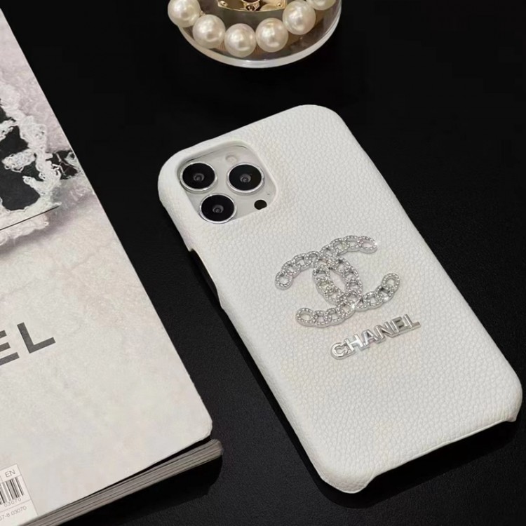 Chanel /シャネル iPhone 15 14 pro max 14ケース 贅沢キャビアスキン ブランド アイフォン15pro 14 pro plus携帯ケース 輝きロゴ iphone15/13/13 mini/13 pro max/13 pro スマホカバー フィット 耐衝撃 iphone 12mini/12proケース かわいい iphone11 pro maxケース 逸品 スタイリッシュ 男女