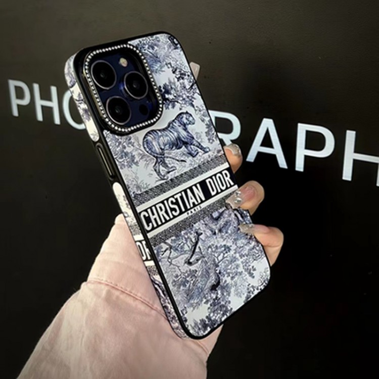 Dior ディオールブランドアップル16 15+ 14proケース激安パロディ芸能人愛用するブランドアイフォン16 15 14 proケースカバーアップル16 15/14 pro max plusケース全機種対応パロディ