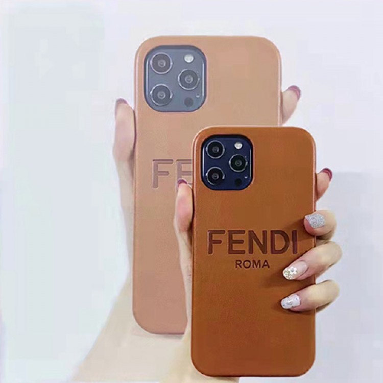 ブランドFendi 高級革 iPhone13pro max/13proスマホケース 高級感 ビジネス フェンディ アイフォン13/13mini/12Pro max/12proカバー ロゴ型押し加工 ファッション iphone12/11pro/xr/se2/11pro max保護ケース 高品質 メンズ 通勤 レディース