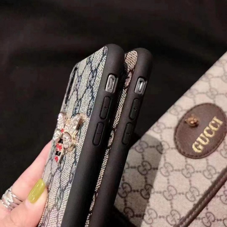 GUCCI ブランド iPhone14pro/14plusスマホケース 金具蜜蜂柄 グッチ iPhone14pro max/14ケース おしゃれ キラキラ アイフォン13pro max/13proケース 耐衝撃 iPhone12pro/12ケース 定番デザイン IPHONE11pro maxケース ファッション 男女兼用