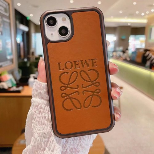 ハイブランド iPhone14plus/14pro/14pro max/14ケース LOEWE アイフォン13pro max/13スマホカバー ソフトTPU 落下保護 ロエベ iPhone12PROケース シンプル iphone12pro maxケース 定番ロゴ エンボス加工 iPhone11proカバー  衝撃吸収 メンズ レディース