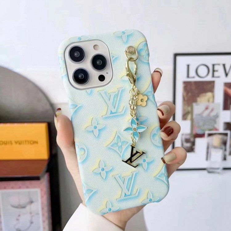 ルイヴィトン かわいい iphone14pro maxスマホカバー ロゴエンボス加工 LOUIS VUITTON アイフォン14plus/14ケース ブランド チェーンペンダント付き iPhone14pro/13Pro max/13携帯カバー 上質レザー 高級感 iPhone13pro/12/12proケース 衝撃吸収 アップル12pro max/11proケース おしゃれ レディース愛用