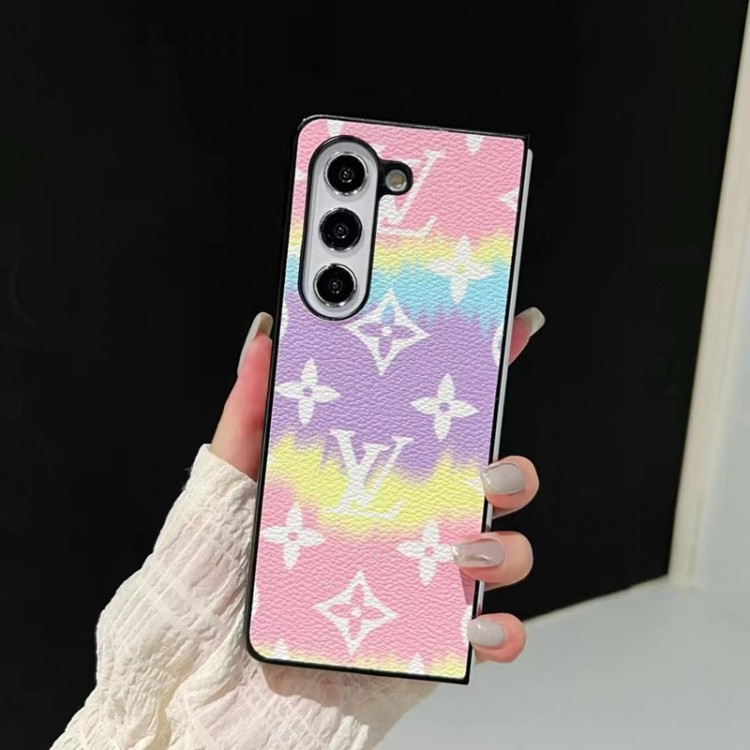 Lv ルイヴィトンGalaxy Z Fold5ブランドケースメンズブランドギャラクシーz flip4スマホカバースムーズかわいいsamsung z fold 5 4ケースカバー激安大人っぽい ギャラクシーz fold3/2ブランドスマホカバー