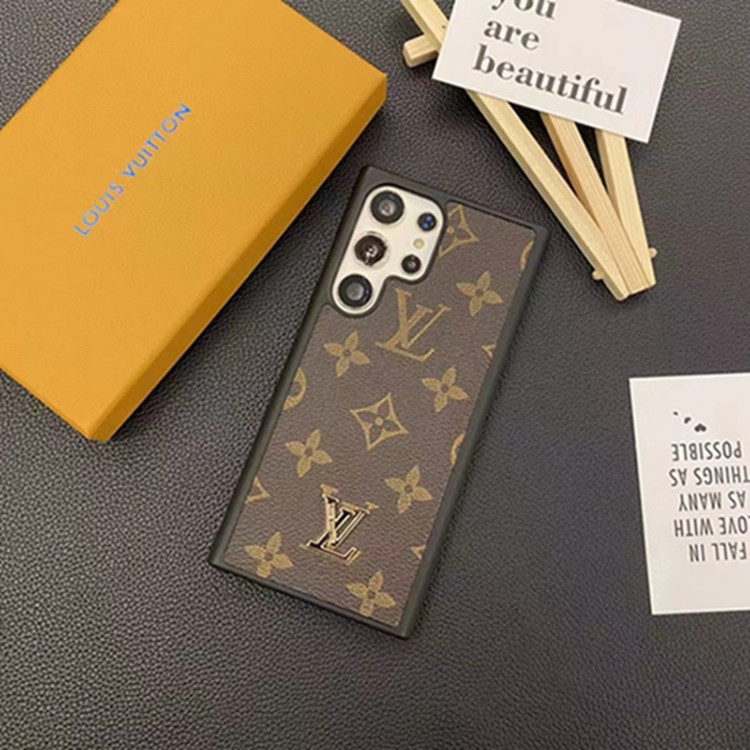 Gucci グッチ ルイヴィトン Lv ブランドアップル15+ 14proケース激安パロディブランドアイフォン15plus 14プロマックスマホカバー男女兼用芸能人愛用するブランドアイフォン15 14 proケースカバー