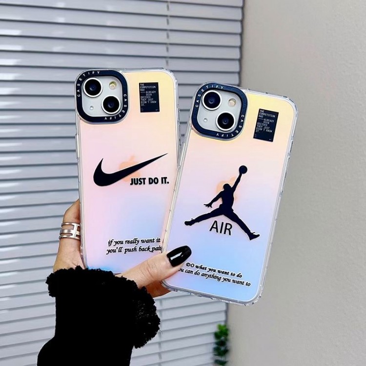 ブランドiPhone14pro maxケースナイキ 個性デザイン NIKE アイフォン14+/14pro携帯カバー クリア 黄変防止 iPhone13/13PRO/13promaxケースソフト 衝撃吸収 iPhone12promax/12pro/11カバー カッコイイ 人気 メンズ