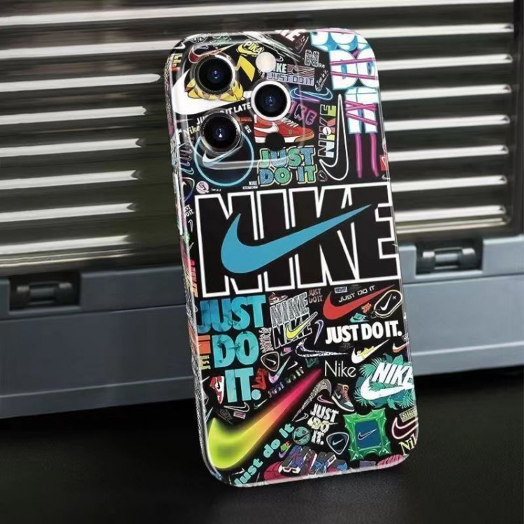 Nike ナイキアイフォン15 14 plusハイブランドケースiPhone 15 pro 14 pro maxブランドスマホケース芸能人愛用するブランドアイフォン15 14 proケースカバー