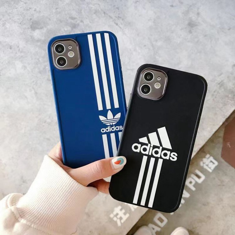 アディダス Adidas ブランドアップル15+ 14proケース激安パロディiPhone 15 ultra 14 pro maxブランドスマホケース芸能人愛用するブランドアイフォン15 14 proケースカバー