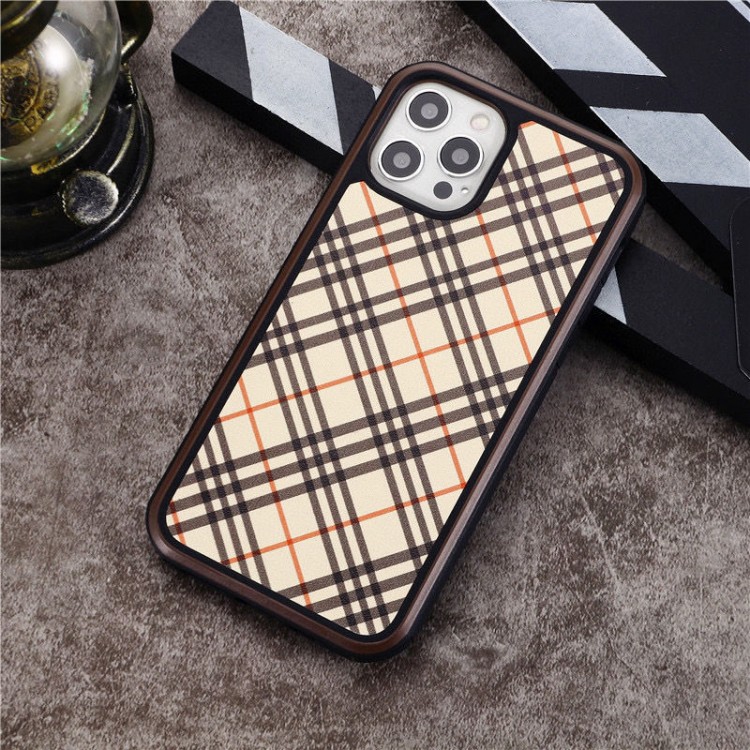Burberry バーバリーブランドGalaxy s23 plus s24 s25ultraカバーケース 薄型 ファッション人気 Samsung s24 s25 + ultra iphone 16e 14 15 17 pro max airブランドスマホカバーブランドパロディSamsung s23/s25+/s24ultraケース 人気 キズ防止ブランド軽量サムスンs24 s23/s24+/s23ultra iphone 17pro 14 15 16e 17 airスマホカバー