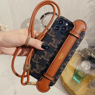 Celine/セリーヌ iPhone14promaxケース 純正レザー アイフォン14 PRO/14plusケース ブランド 華やか 革ベルト iphone14/ 13 pro maxスマホカバー 首掛けストラップ付き アップル12 pro/12/12pro maxケース 落下防止 おしゃれ iphone11proカバー ビジネス 高級感 メンズ レディース