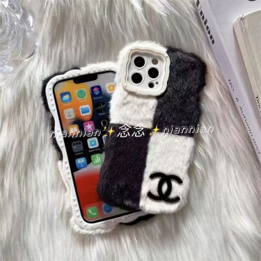 Chanel ブランド アイフォン14/14 plusスマホカバー 人気ファー シャネル iphone 14 pro/14 pro maxケース 華やか 黒白デザイン iphone13pro max/13/13proスマホケース 個性 スタンド機能 iphone12/12 pro/12pro maxケース かわいい 少女感 レディース