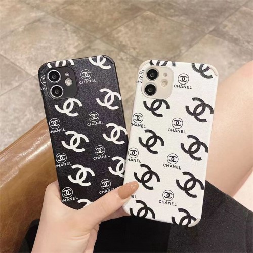 ペア揃い CHANEL ブランド iPhone 15pro/14 PRO PLUSケース 可愛い 黒白デザイン シャネル アイフォン14 pro maxスマホカバー 華やか iPhone 13/13pro max/13proケース 柔らか 落下保護 iphone 12 11 Pro max携帯ケース 四角保護 キズ防止 メンズ レディース