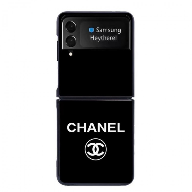 Chanel シャネル 黒白デザイン Galaxy Z Flip4 5 スマホケース 背面レザー ギャラクシーz flip3 4 5携帯カバー 簡約 オシャレ Samsung z flip4 3ケース 耐用性 落下保護 galaxy ゼットフリップ4 5ケース ファッション 高級感 レディース 男子