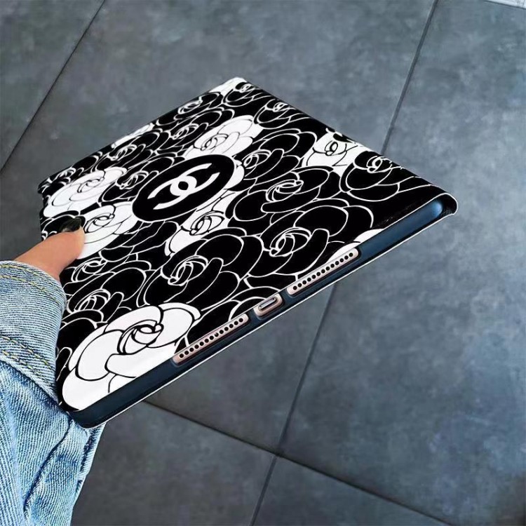 Chanel シャネルハイブランド iPad AIR 5 2023世代ケース手帳型 ケースハイブランド アイパッド10 2023ケース激安おしゃれ iPad AIR5/mini6手帳型ケース 全面カバーアイパッド ポロ12.9/11インチケースカバー多機能性