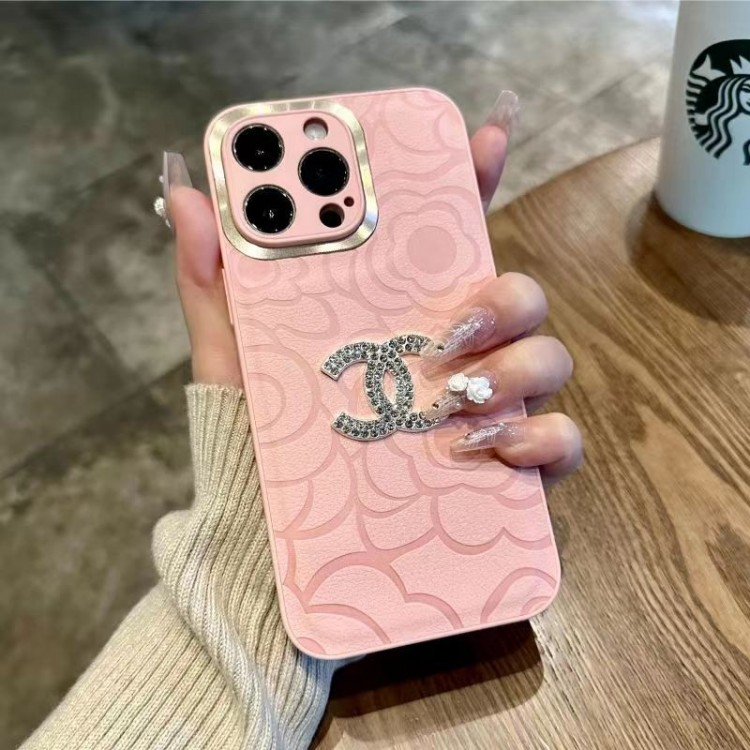 Chanel シャネルアイフォン15 14 plusハイブランドケースiPhone 15pro max/14proスマホカバー耐衝撃オシャレアップル15/14 pro max plusケース全機種対応パロディ