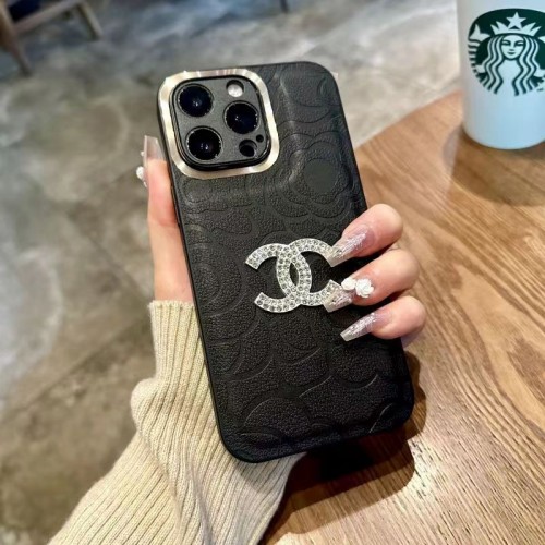 Chanel シャネルアイフォン15 14 plusハイブランドケースiPhone 15pro max/14proスマホカバー耐衝撃オシャレアップル15/14 pro max plusケース全機種対応パロディ