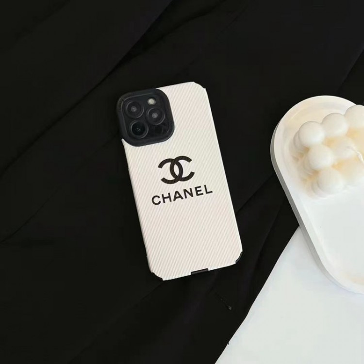 Chanel シャネルiPhone 15 14 pro maxブランドスマホケースブランドアイフォン15plus 14プロマックスマホカバー男女兼用芸能人愛用するブランドアイフォン15 14 proケースカバー