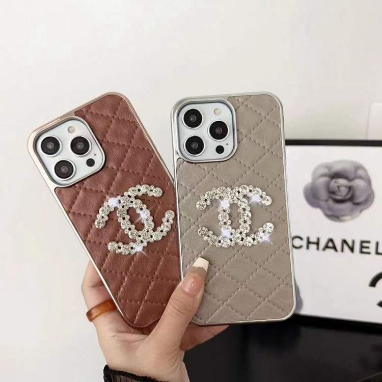 Chanel シャネルアイフォン15 14 plusハイブランドケースiPhone 15pro max/14proスマホカバー耐衝撃オシャレ芸能人愛用するブランドアイフォン15 14 proケースカバー