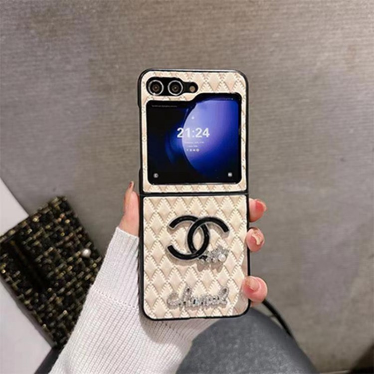 Chanel シャネルブランドギャラクシーz flip4 5 fold5 4 3スマホカバースムーズ高級感galaxy z fold5 4 3ケースハイブランドブランドスマホケース男女兼用かわいいsamsung z fold 5 4 flip5 4ケースカバー激安