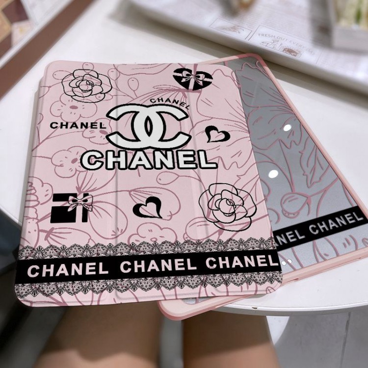 Chanel シャネルハイブランド iPad AIR 5 2023世代ケース手帳型 ケースipad pro12.9インチカバーブランド男女愛用カワイイ ブランド アイパッドmini6保護カバー スタンド全面保護 ブランド アイパッド ポロ12.9/11インチソフトケース 耐用性 オシャレ