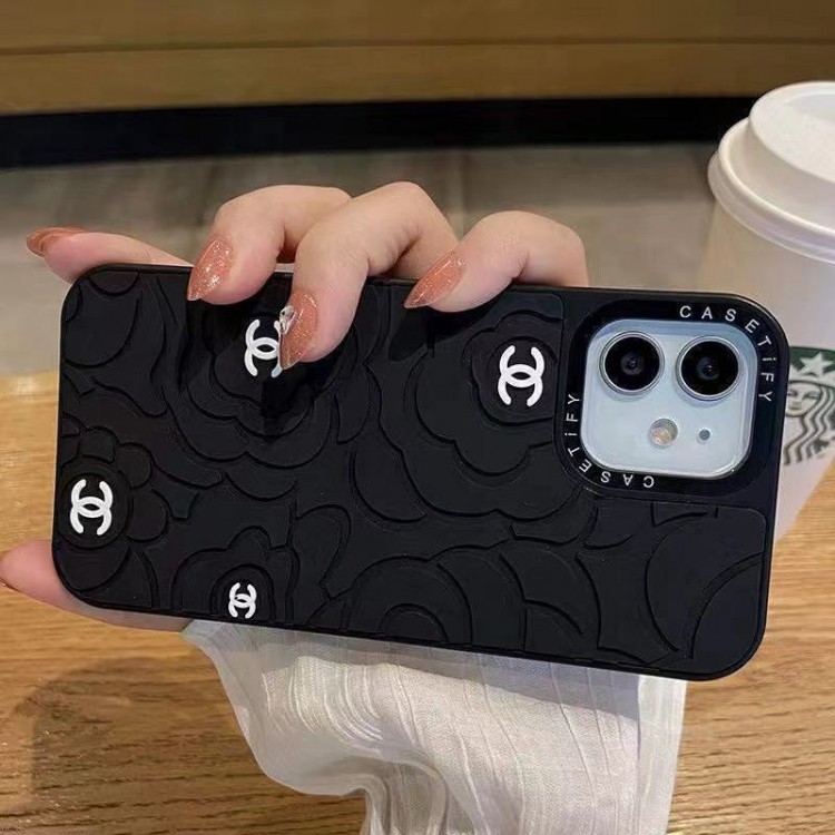 Chanel シャネルブランドiPhone16 15 14pro maxケースメンズブランドアイフォン15plus 14プロマックスマホカバー男女兼用iPhone 15pro max/14proスマホカバー耐衝撃オシャレ