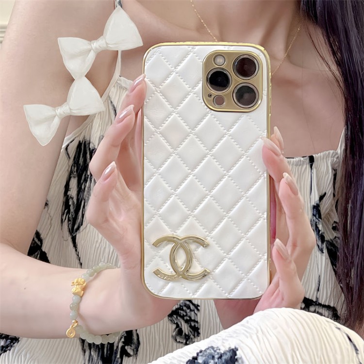 Chanel シャネルアイフォン16 pro max 15 14 16 plusハイブランドケースiPhone 16 15 plus 16 pro maxブランドスマホケースiPhone16  15pro max 16pro 13 12スマホカバー耐衝撃オシャレ