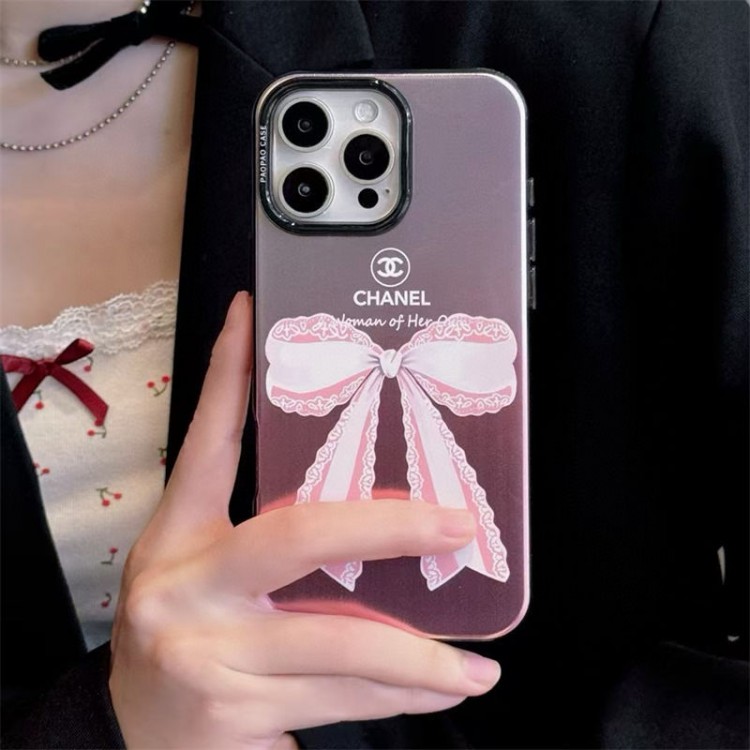 Chanel シャネルiPhone 16 15 plus 16 pro maxブランドスマホケース芸能人愛用するブランドアイフォン16  pro15 16 proケースカバーアップル16e 15 pro max 16 plusケース全機種対応パロディ