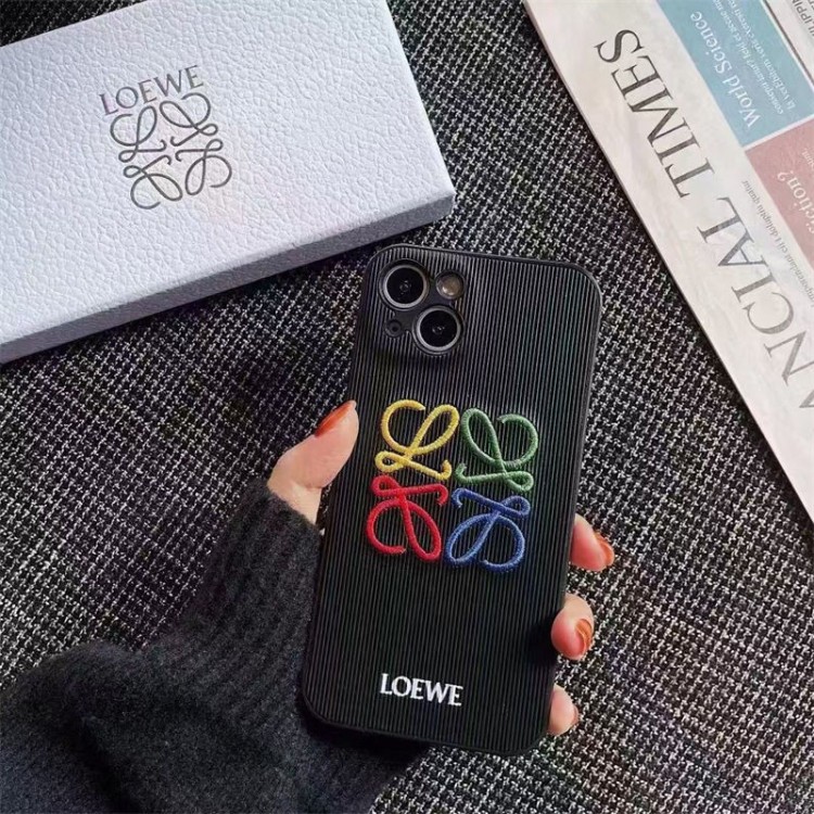LOEWE ロエベブランドアイフォン16 pro max  17 15plus 16プロマックスマホカバー男女兼用芸能人愛用するブランドLOEWE アイフォン17 16 pro15 16 proケースカバー アップル17+ 16e 15 pro max 16 plusケース全機種対応パロディ