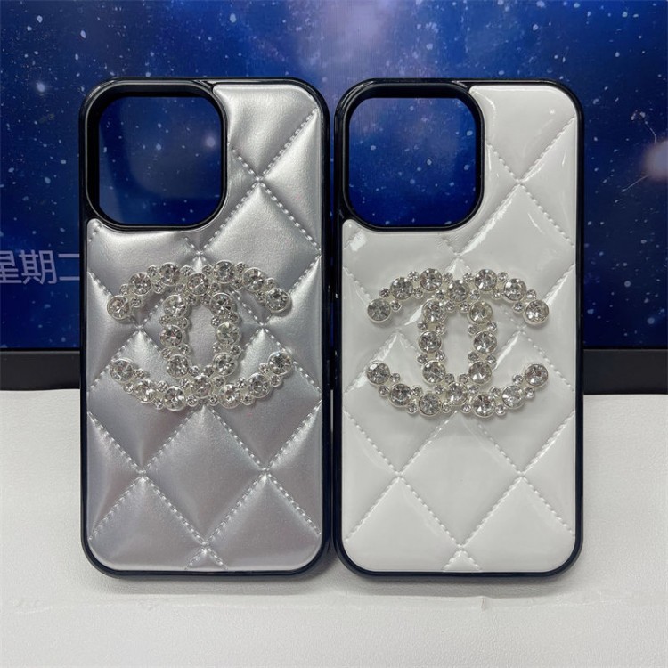 Chanel シャネルiPhone 16 15 plus 16 17pro maxブランドスマホケース芸能人愛用するブランドChanel アイフォン17 16 pro15 16 proケースカバー Chanel アップル17+ 16e 15 pro max 16 plusケース全機種対応パロディ