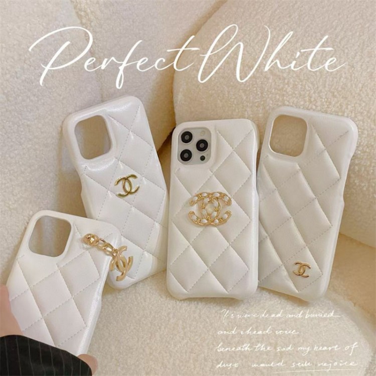 Chanel シャネルブランドiPhone16  17 plus 15 16pro max 16eケースメンズiPhone 16 15 plus 16 17pro maxブランドスマホケース芸能人愛用するブランドChanel アイフォン17 16 pro15 16 proケースカバー