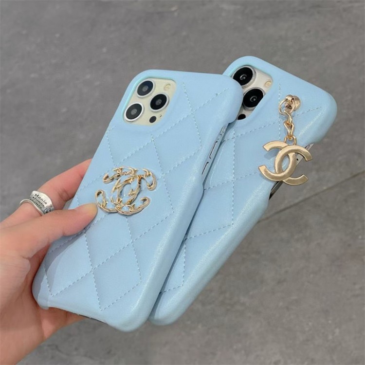 Chanel シャネルブランドアイフォン16 pro max  17 15plus 16プロマックスマホカバー男女兼用芸能人愛用するブランドChanelアイフォン17 16 pro15 16 proケースカバーアップル17+ 16e 15 pro max 16 plusケース全機種対応パロディ