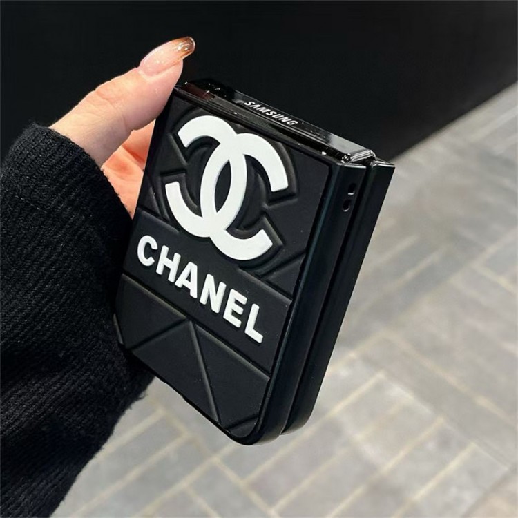 Chanel シャネルGalaxy Z Flip 7 6 5 4 3ブランドケースメンズブランドギャラクシーz flip 7 6 4 5 fold6 5 4 3 7スマホカバースムーズ高級感galaxy z fold 7 6 5 4 3ケースハイブランドブランドスマホケース男女兼用