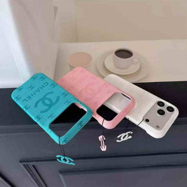 Chanel シャネルブランドiPhone air 16 17 pro 15 16pro max ケースメンズブランドアイフォン16 pro max Air 17 15plus 16プロマックスマホカバー男女兼用芸能人愛用するブランドアイフォン17 16 pro15 16 pro maxケースカバー