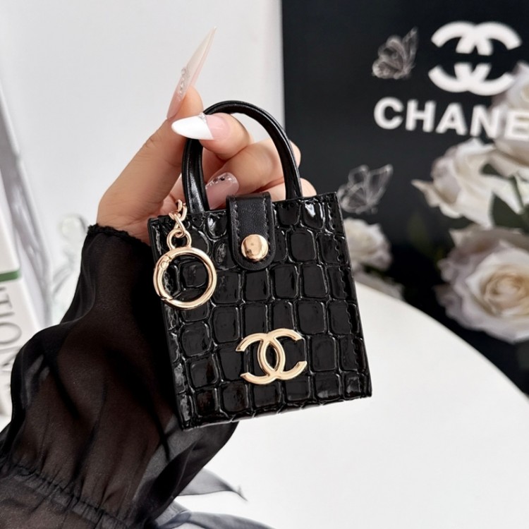 Chanel シャネルairpods 5 ultra max 4 pro3 pro2 3カバー 軽量 紛失防止AirPods 5 ultra max 3 4ブランドケース 携帯便利 ファッションスニーカー形のairpods 5 4 pro2 pro3ケース ブランド 人気メンズ向けAirPods 5 ultra max/Pro3/4/3/2/1ケースブランドかっこいい