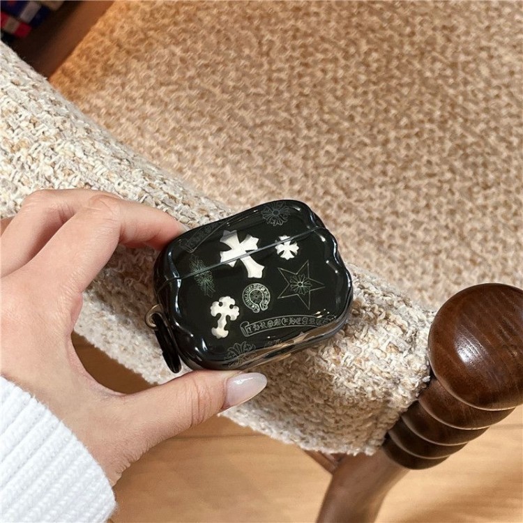 クロムハーツ Chrome Heartsブランドエアーポッズ プロ3 pro2 4 3 2 max保護ケースairpods 4 pro3 pro2 3カバー 軽量 紛失防止かわいいエアーポッズプロ3/4/3/2/1カバー個性ブランド若者オシャレエアーポッズ4 3 pro2/proケース耐衝撃